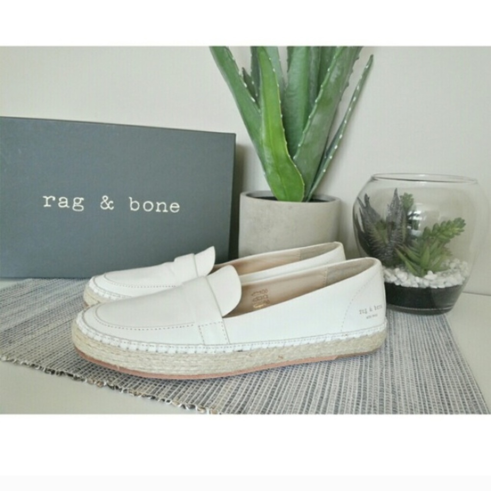 Rag and bone loafers PRICED TO SELL QUICK fits 7-8